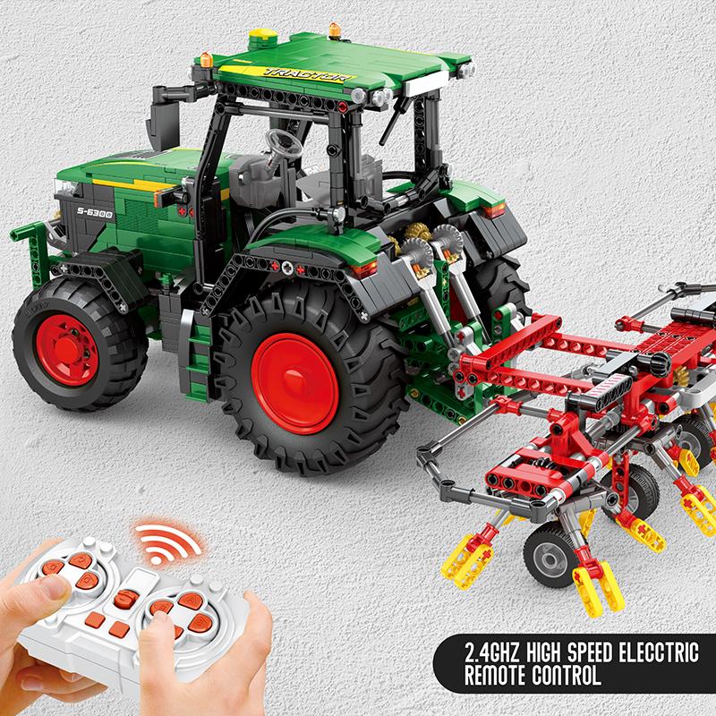 Tractor Building Blocks Set (NO.22015)